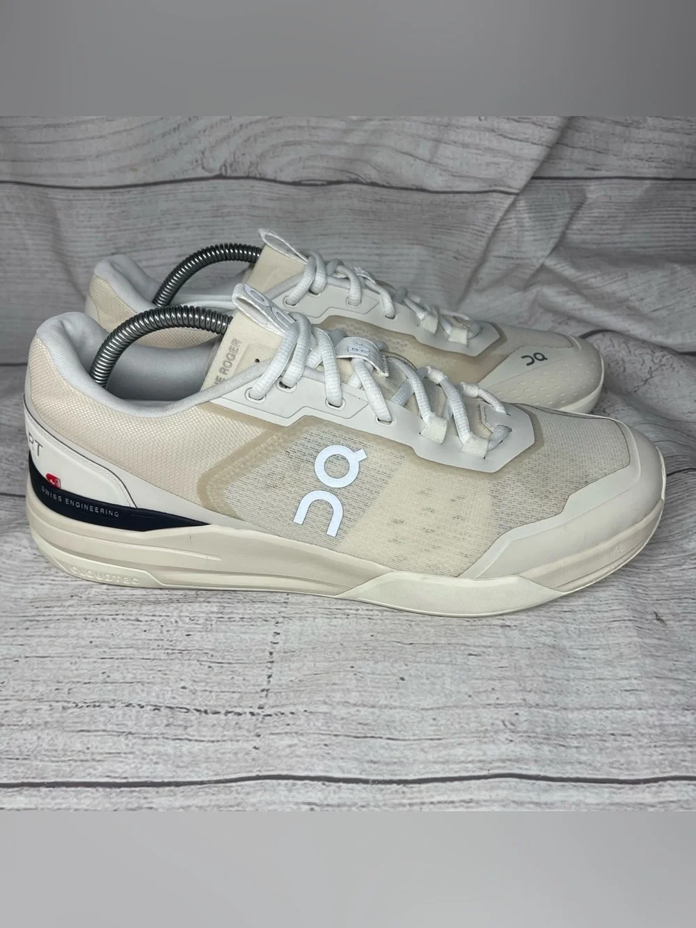 On Men's 10.5 The Roger Advantage Pro Off White Cream Tennis Shoes